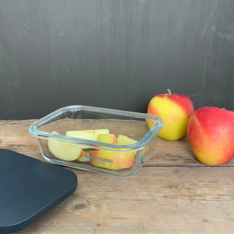 Yummii Yummii Glasbeholder Stone Small - kemifri glasbeholder i glas med låg, design: Stone